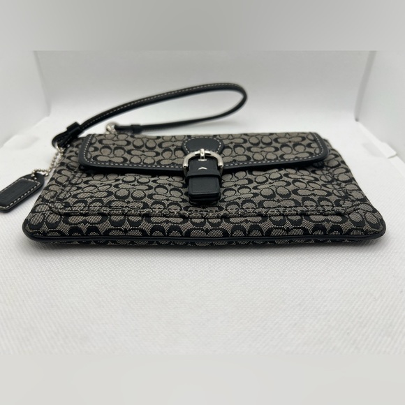 Coach Soho Black Mini Signature Clutch Wristlet Skinny Front Buckle - Picture 9 of 16